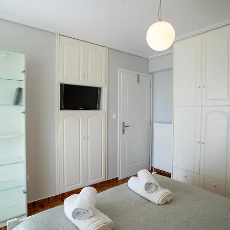 Zinovia'S Guest House Каристос Экстерьер фото