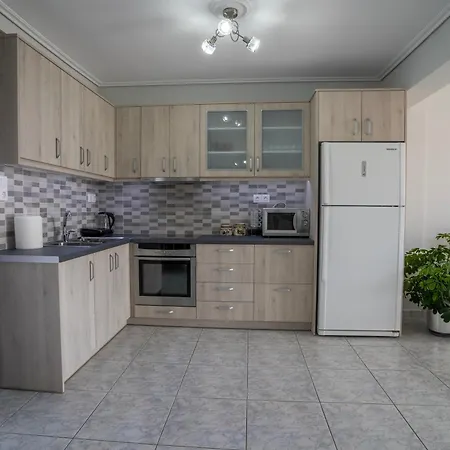 Zinovia'S Guest House Каристос Экстерьер фото